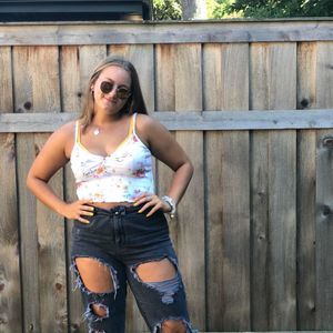 Meet your Posher, Jessica